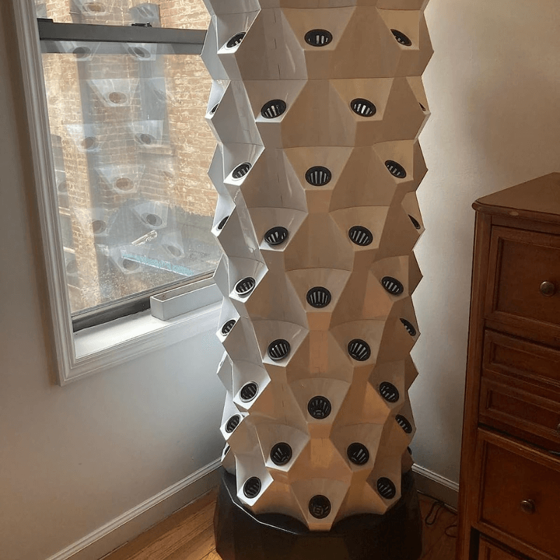 Indoor installation effect display of pineapple tower